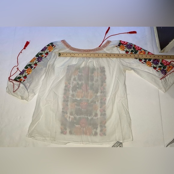 embroidered boho cotton top - Picture 7 of 8